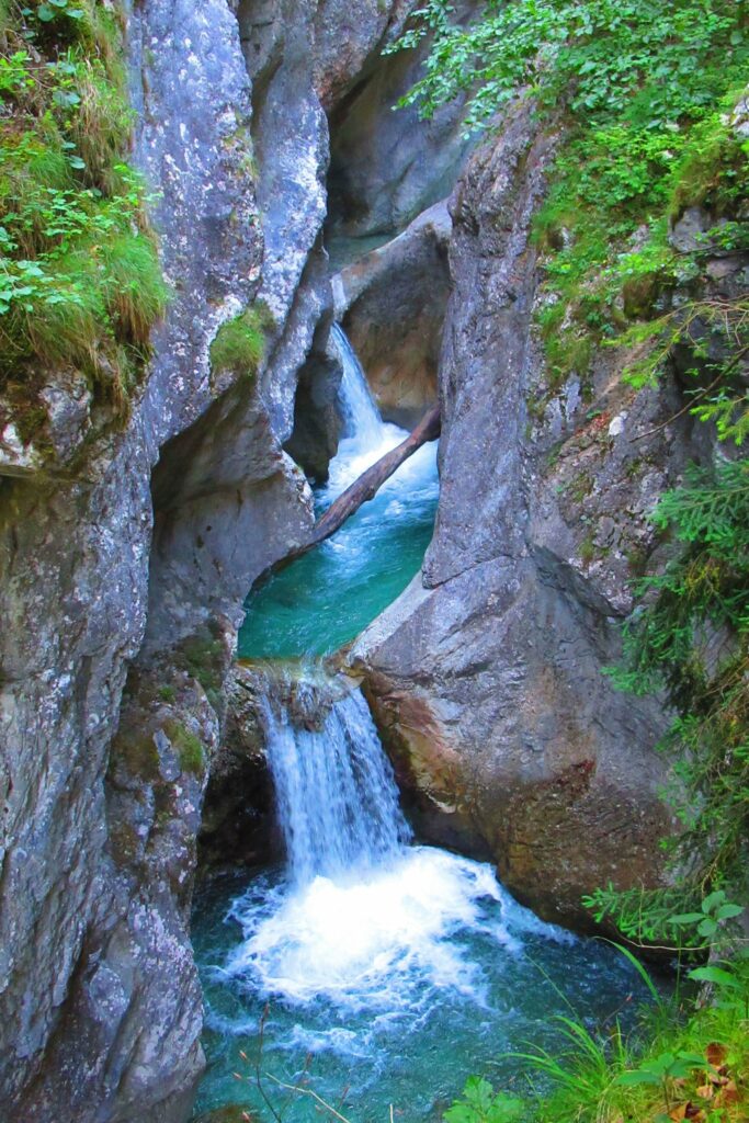 waterval klamm schlucht